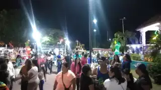 Autoridades parten rosca en Villa de Sabancuy, Carmen, Campeche