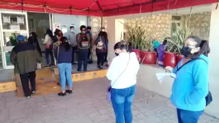 Derechohabientes coinciden en la necesidad de crear una sala especial para quienes se hagan un examen por coronavirus