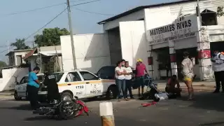 El automovilista que provocó el choque se dio a la fuga, pero fue detenido cuadras más adelante en Chetumal