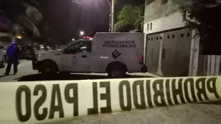 Una vez que Servicios Periciales llegaron al sitio, procesaron el área, ahí buscaban algún indicio de violencia o que faltarán cosas de valor