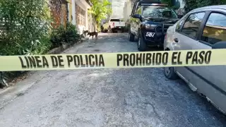 Fue alrededor de las 14 horas, cuando un hombre se paso por un lote baldío y vio al fallecido