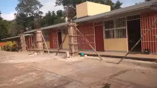 Dijeron que harían las obras y se olvidaron, reclama director del plantel