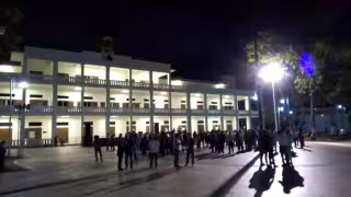 Simpatizantes de Mara Lezama se reunieron en el Palacio de Gobierno de Quintana Roo