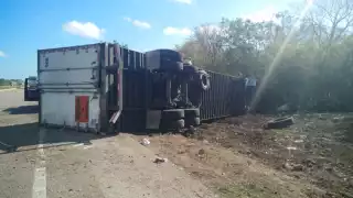 Los policías evitaron la rapiña, sin embargo se reunió una cantidad de gente sorprendente