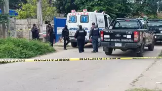 En el lugar de los hechos se observó a numerosas personas entre ellos dos niños