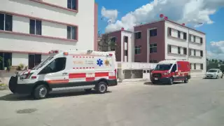 La mujer fue trasladada al hospital