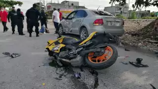 El motociclista se dirigía a su trabajo, al parecer a exceso de velocidad