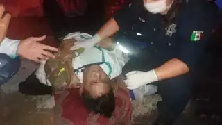 Conductor manda al hospital a un motociclista en Progreso