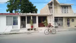 Albañil sufre fractura tras fuerte caída en Progreso