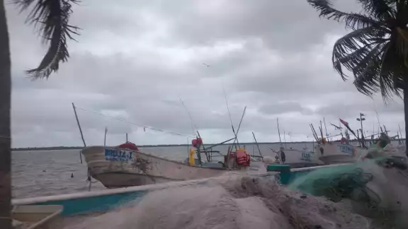 Los puertos de Sabancuy permanecen cerrados este sábado Los puertos de Sabancuy permanecen cerrados este sábado