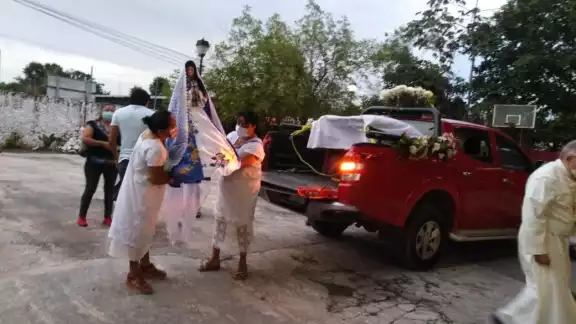 Tras la procesión, se celebró la misa en honor a la Virgen siguiendo todas las medidas de prevención contra el coronavirus