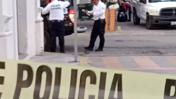 Un vigilante del lugar llamó a las autoridades tras escuchar el impacto Un vigilante del lugar llamó a las autoridades tras escuchar el impacto