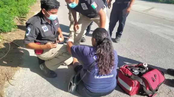 La mujer presentó golpes y raspones La mujer presentó golpes y raspones