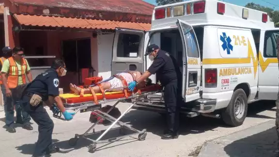 La mujer fue trasladada al hospital de Motul La mujer fue trasladada al hospital de Motul