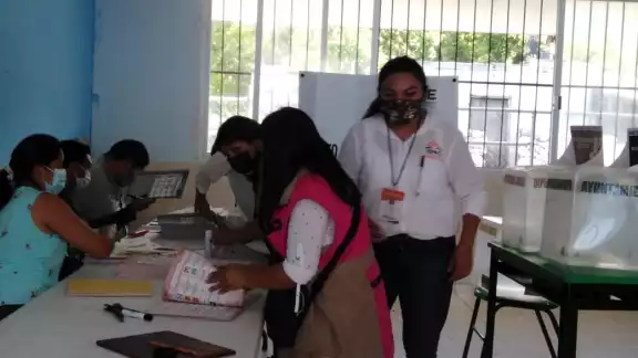 El PREP lleva un total de 21,354 votos contados. El PREP lleva un total de 21,354 votos contados.