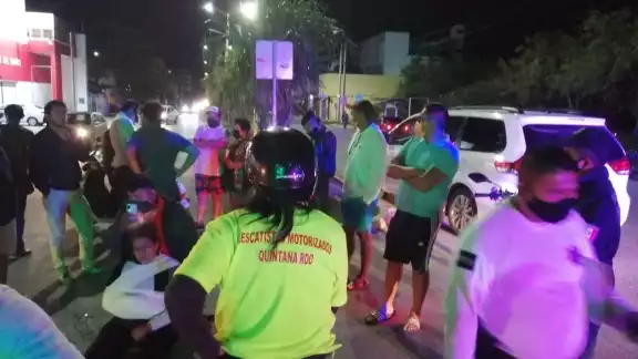 El accidente se registró en la avenida 34 con Boulevard Playa del Carmen El accidente se registró en la avenida 34 con Boulevard Playa del Carmen
