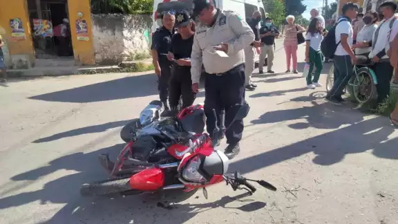 El estudiante fue trasladado de emergencia al IMSS de Izamal El estudiante fue trasladado de emergencia al IMSS de Izamal