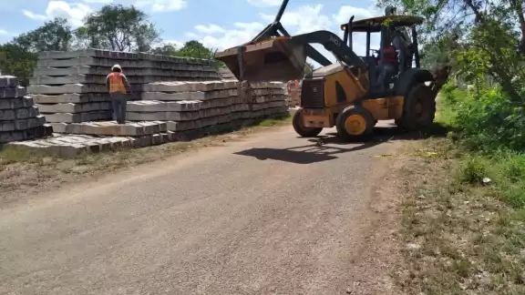 Vecinos de la zona se llevaron una sorpresa cunado vieron maquinaria realizando labores en el lugar Vecinos de la zona se llevaron una sorpresa cunado vieron maquinaria realizando labores en el lugar