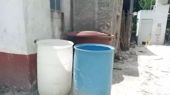 Los habitantes piden reparar la bomba o el apoyo de pipas para suministrar el agua en la población Los habitantes piden reparar la bomba o el apoyo de pipas para suministrar el agua en la población