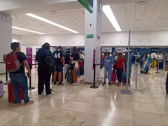 Solamente el vuelo Mérida-CDMX de Volaris se ha cancelado este sábado