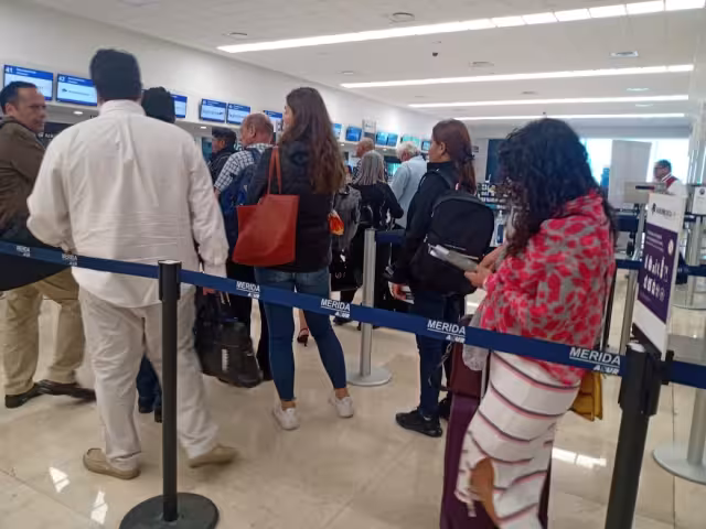 Los pasajeros tendrán que esperar otro vuelo de Aeroméxico