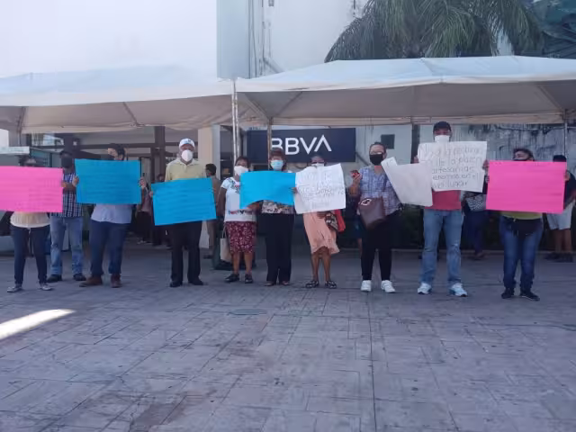 Los artesanos manifestaron que el gobierno municipal actual que presidente Óscar Rosas González