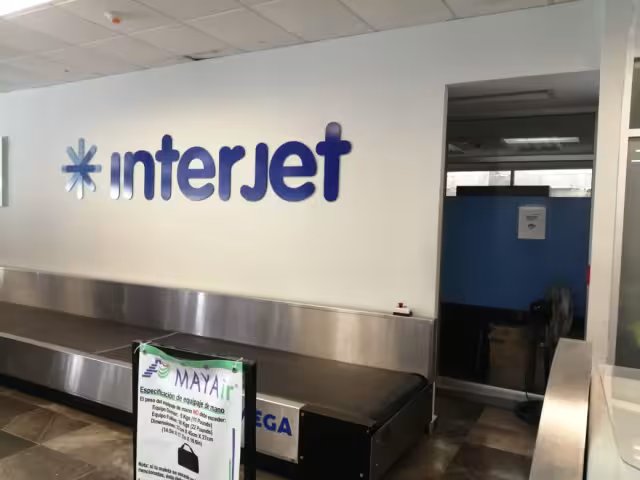 Interjet a causado perjuicios a los usuarios desde el año pasado por vuelos cancelados