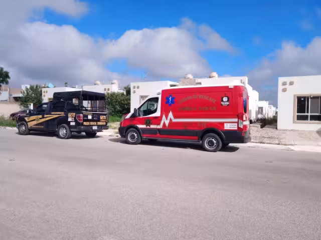 Tras la picadora se le entumeció la pierna y se sintió mal, por lo que pidió auxilio a través del 911. Foto: Fernando Poo Hurtado