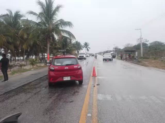 Los tres autos presentaron daños materiales