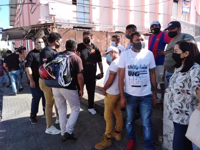 Los locatarios aseguran que el cobro hace una suma de dos millones 600 mil pesos al mes