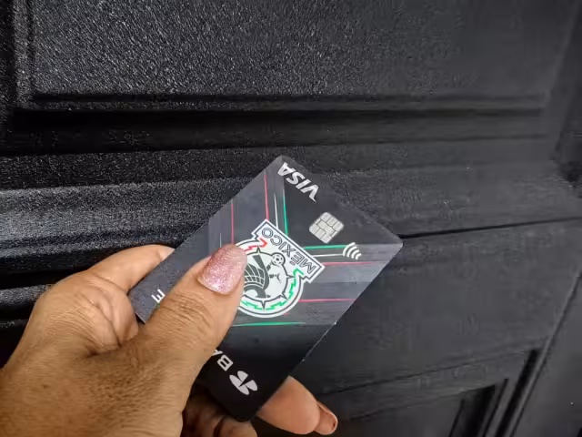 Deudas con tarjetas ahogan a Ciudad del Carmen: 75% de usuarios en problemas