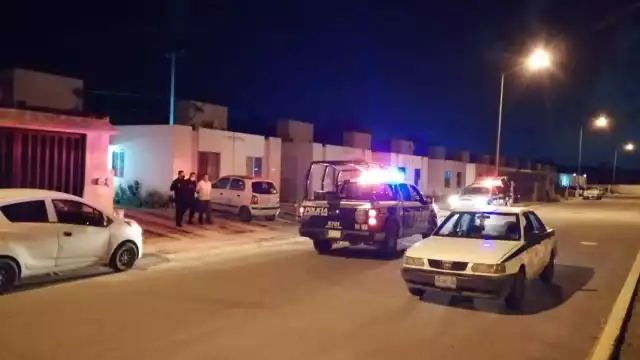 Los agentes detuvieron al hombre y lo trasladaron al Centro de Retención Municipal.
