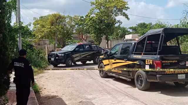 La familia Be Peralta, familiares del menor RBA fallecido en extrañas circunstancias, hace unos días en una casa aledaña al fraccionamiento de maestros, señalaron ante esta corresponsalía del POR ESTO, ciertas anomalías, que según ellos viciaron el proceso de investigación respecto a este deceso.