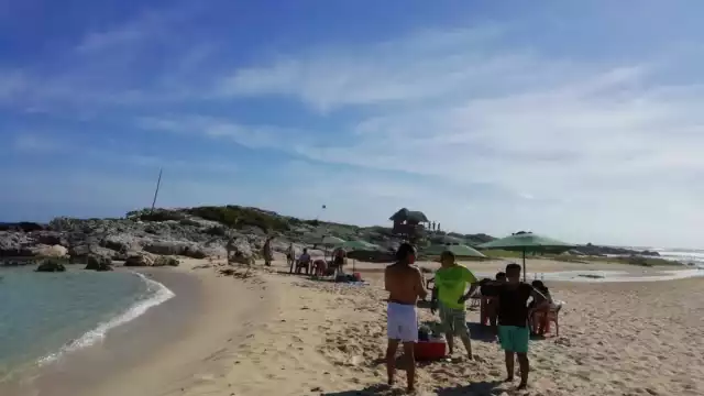 Los bañistas se concentraron en las playas de la zona poniente y zona oriental