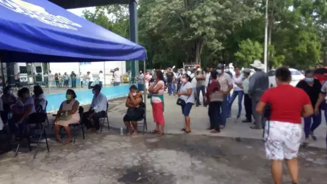 Comenzó campaña de vacunación contra el Covid-19 en Chetumal