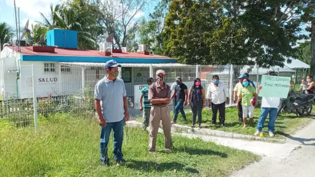 Los habitantes sobreviven de las enfermedades con remedios caseros