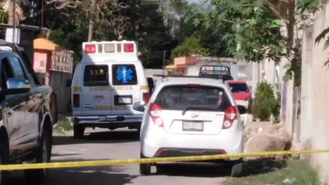 Los vecinos del sitio indicaron que el hoy occiso estalló tres veces por la descarga recibida