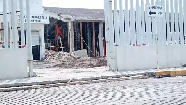 Obreros de la construcción de PEMEX trabajan sin seguro social