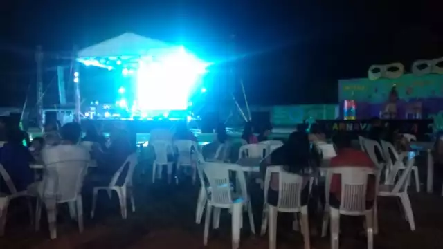 Coronan a los reyes del carnaval de Sabancuy, Campeche