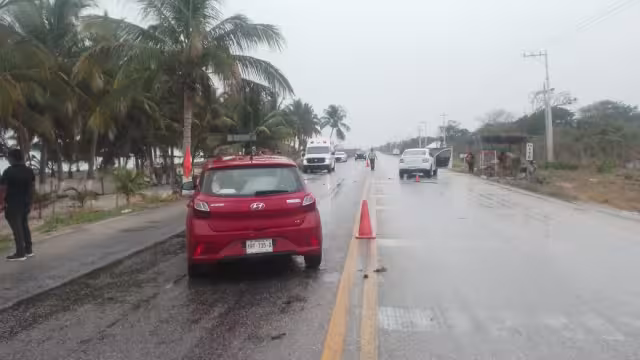 Los tres autos presentaron daños materiales