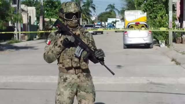 Al lugar llegaron elementos de la FGE y de la Semar