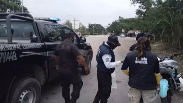 El motociclista dijo llamarse Luis Rafael Santos Morales de 24 años originario del estado de Quintana Roo