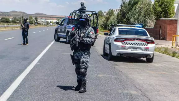 Los doctores lograron esconderse, sin que ninguno fuera privado de la libertad