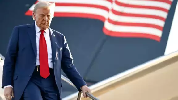 Trump quiere postergar ley que prohibirá TikTok en Estados Unidos.