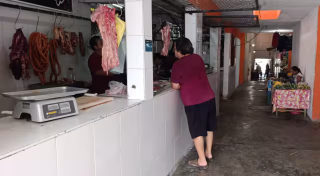 Carnicerías sostienen al “Mercadito de Morelos” ante la caída de clientes