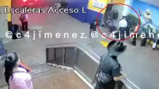 Muerto en La Polar, así sacaron el cadáver de la cantina en la CDMX: VIDEO