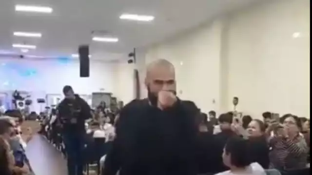 Dani se volvió predicador