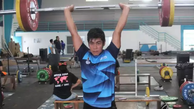 El pesista Rubén Josué Kú Ruíz fue medallista de la Copa Panamericana y Open de Colombia