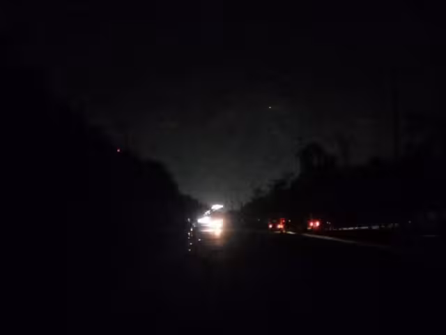 Afectados reflejaron su molestia de la deficiencia del servicio pese a pagar las facturas