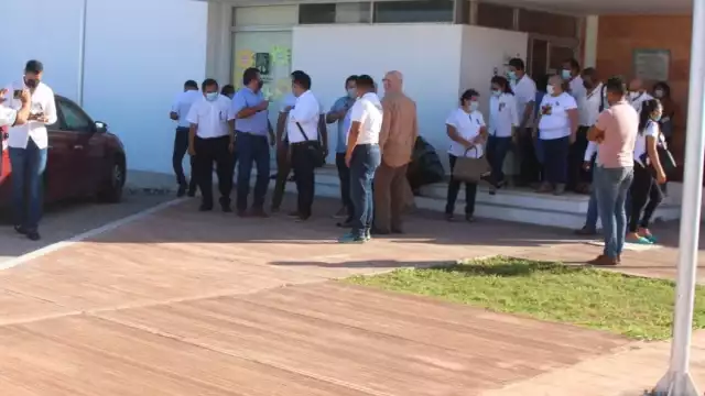 Se informó que dentro de poco tiempo develara una placa para conmemorar  a 21 trabajadores  que fallecieron de COVID-19